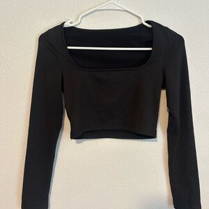 Black Long Sleeve Crop Top